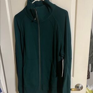 Lululemon Women's Green Jacket